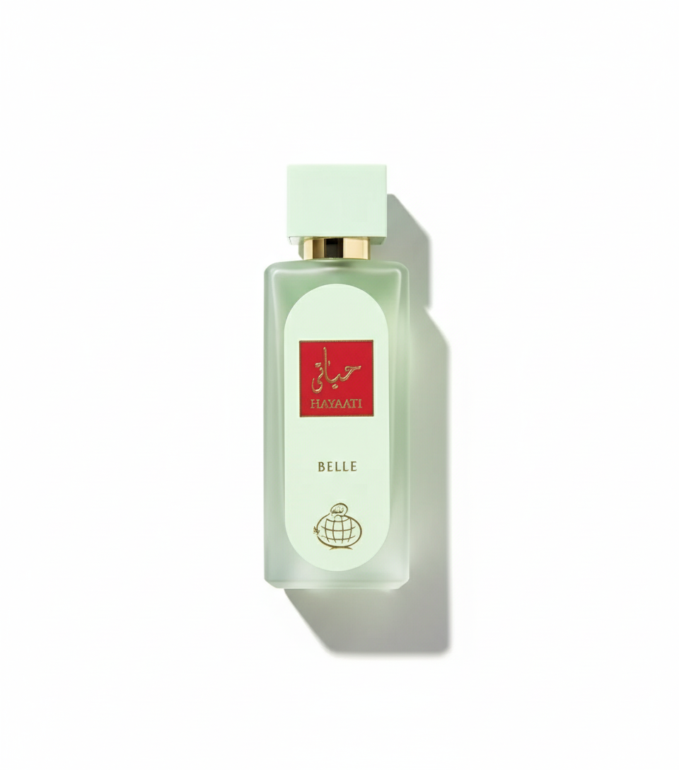 Flat-lay Hayati Belle perfume
